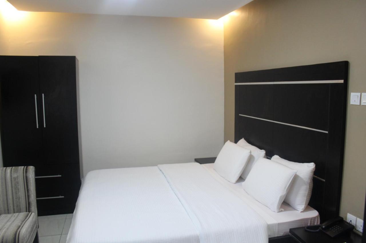 Urban Metro Inn Lagos Zewnętrze zdjęcie